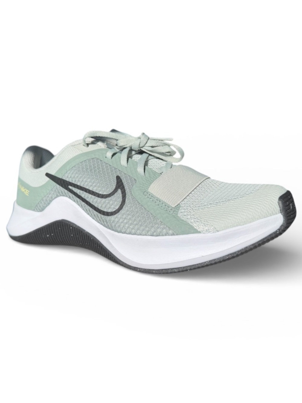 NWB- NIKE MC TRAINER 2 WOMEN'S SHOES/ LIGHT SILVER/ BLACK- MICA GREEN/ SIZE: 7.5